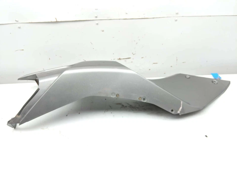 Panel de cubierta de guardabarros derecho 15 Can Am Spyder Roadster F3 Foto 3 de 4