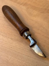 Vintage Brilliant c.1900 GUSS STAHL Germany Can / Tin Opener Kitchenalia Tools