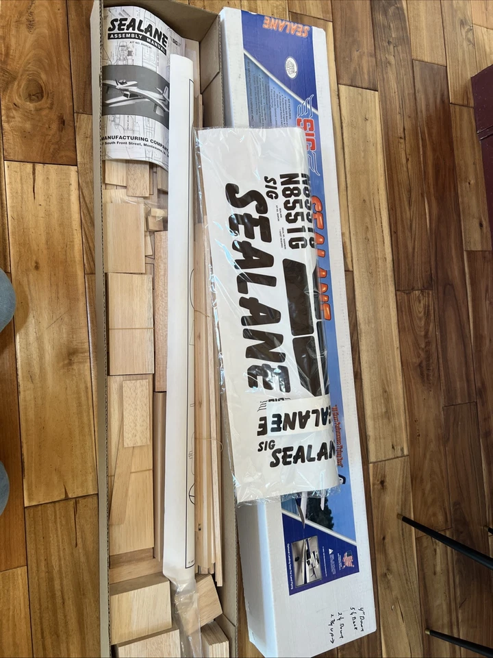 Sig SEALANE DE COLECCIÓN. Balsa RC Avión Kit Envergadura 60.5" SIG Kit # RC-85 Flotadores Nuevo en Caja Foto 3 de 3