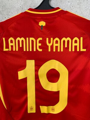 SPAIN 2024 2025 HOME FOOTBALL SHIRT #19 LAMINE YAMAL ADIDAS 9-10