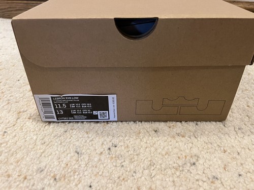 Nike Lebron XVIII 18 Low Space Jam | Bugs vs Marvin | CV7562-005 Size 11.5/M - Picture 2 of 2