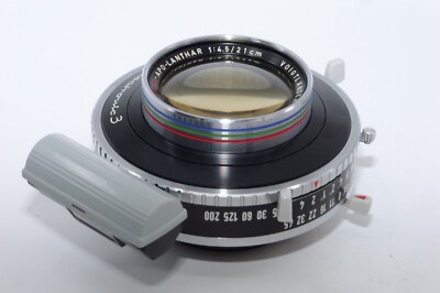 Voigtlander Technika APO-Lanthar 21cm f/4.5 lens. Compur