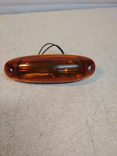 2012 Freightliner Cascadia Freightliner 66-08222-000 Amber Marker Light