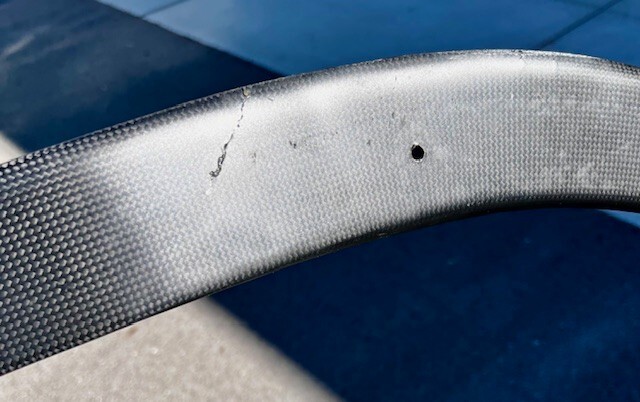 FERRARI 599 GTO (USED/FEW SCRATCH ) FRONT CARBON LOWER SPLITTER SPOILER 82841300