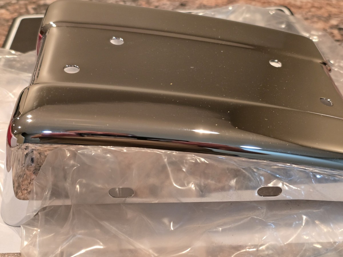 ON。 Harley Davidson DYNA FXD Super Glide 97-03 OEM 61654-94 Chrome