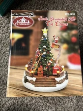 FG Square - Santa Decorating Tree On Crane