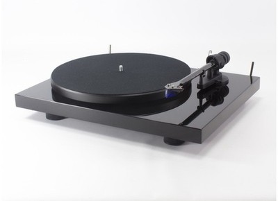 Pro-Ject Debut Carbon DC Plattenspieler - Piano schwarz,  Ortofon 2M Blue, Neu!