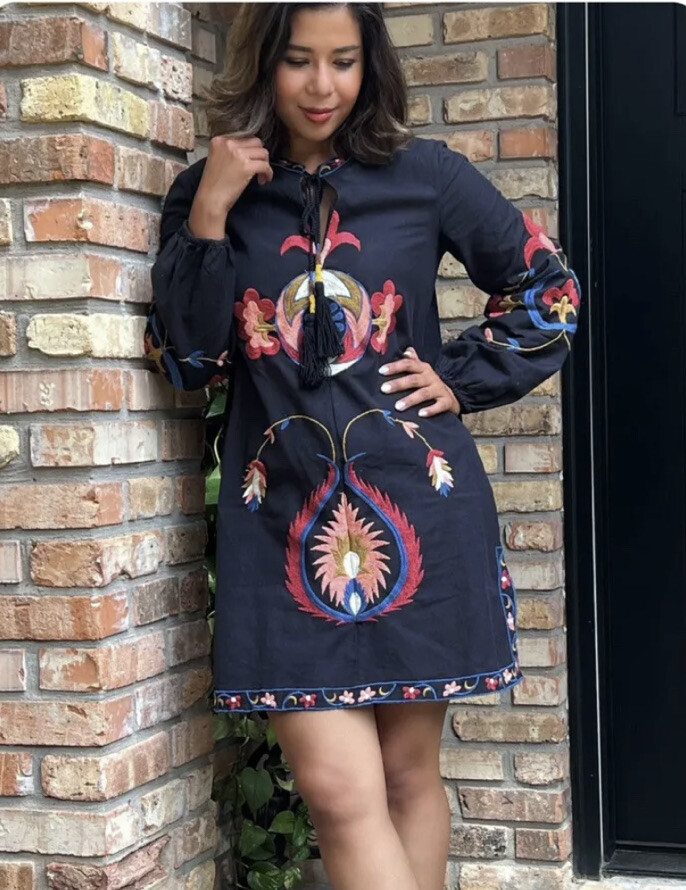 BNWT ZARA BLACK FLORAL EMBROIDERY PRINT SLOT COLLAR SHORT TUNIC