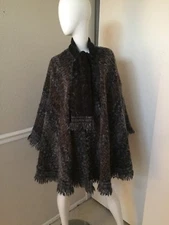 Oscar de la Renta Accessory Street VINTAGE! Wool Black/Gray Tied Neck Cape O/S