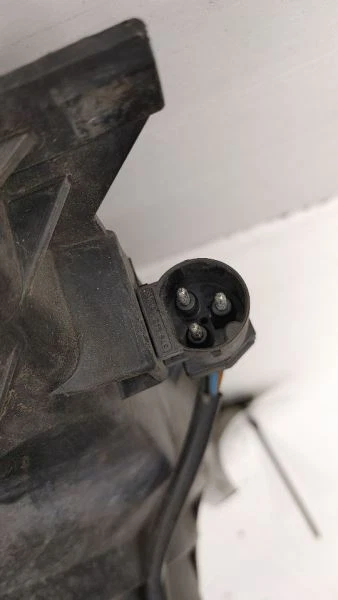 1995 BMW 318TI COOLING FAN - Image 3 of 4