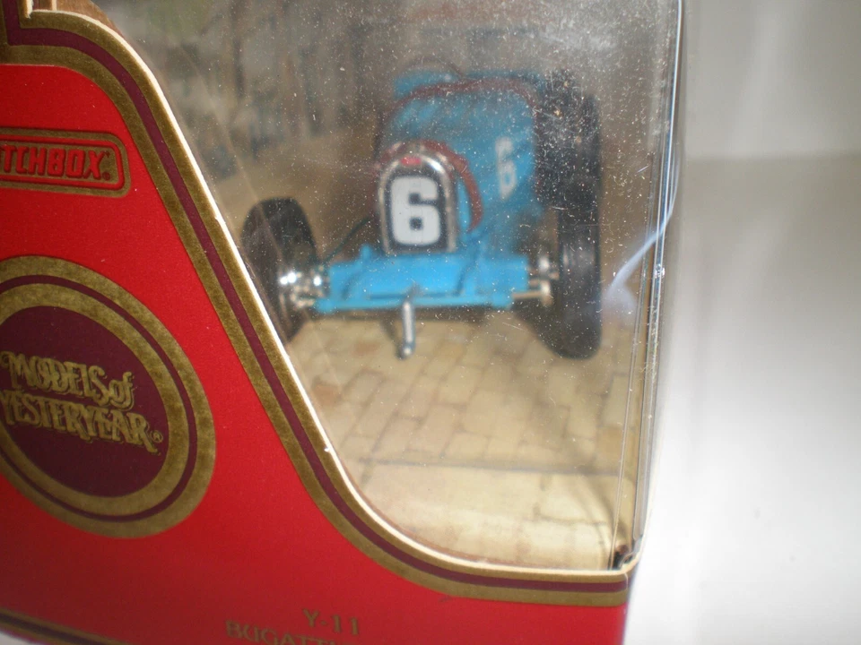 Matchbox Y-11 Bugatti Type 35 Racing Car Number 6 - Image 2 of 4