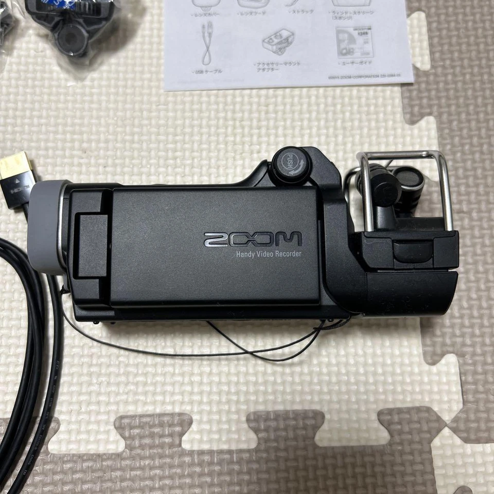 Zoom Q8 Handy Video Recorder HD Camera 2.3K Audio Camcorder Tested - Image 3 of 4