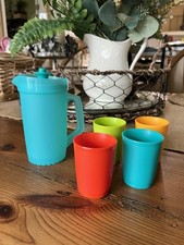 Brand New Tupperware Children's Kids Beverage Set Pitcher 4 Tumblers Teal Red