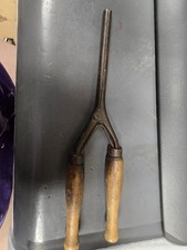 Antique Victorian Metal And Wood Curling Tongs 7.5 inches