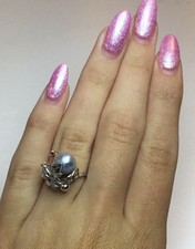 Vintage Sterling And Pearl Ring With sterling leaf Design Size 6.25