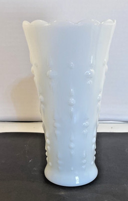 Vintage Anchor Hocking Milk Glass Teardrop And Pearl Scalloped Edge