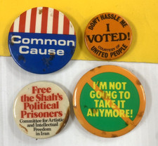4x 1970er Politische Themen-Pins: Vintage Pinback Buttons PN 05