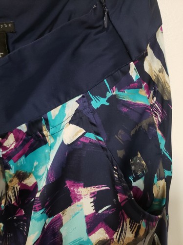 Womens, Apostrophe Woman Blue Abstract Floral Skirt, Pockets, Side Zip, Size 22W - Picture 4 of 4