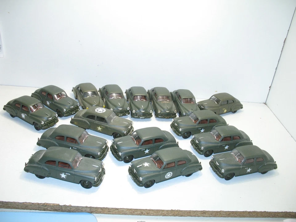 SOLIDO Voiture militaire CHEVROLET avec des siéges marrons 1995' - Photo 4/4