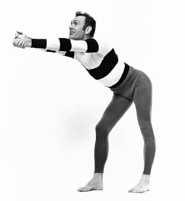 Dancer choreographer and teacher Bruce King performing in 1979 Old Photo 4