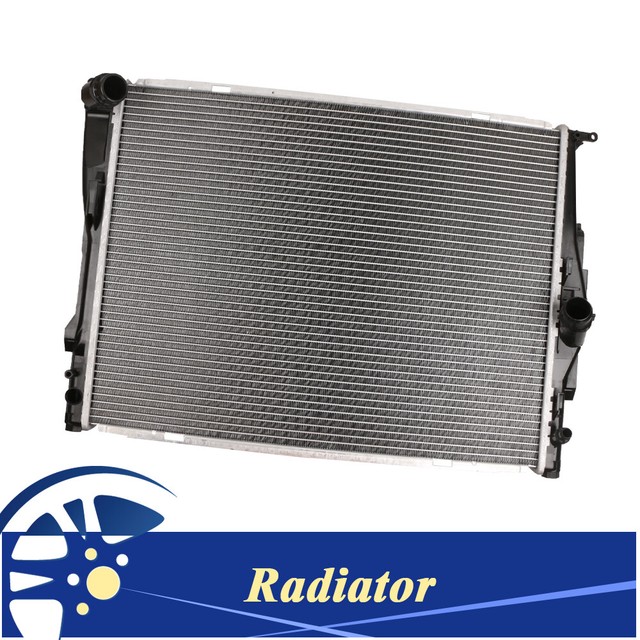 Radiator For BMW 325i 328i 323i 328xi 128i 330i 2.5L 3.0L CU2882 Q2882
