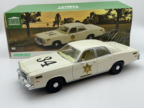 Plymouth Fury 1977 Hazzard County Police in 1:18 Greenlight Limitiert OVP NEU