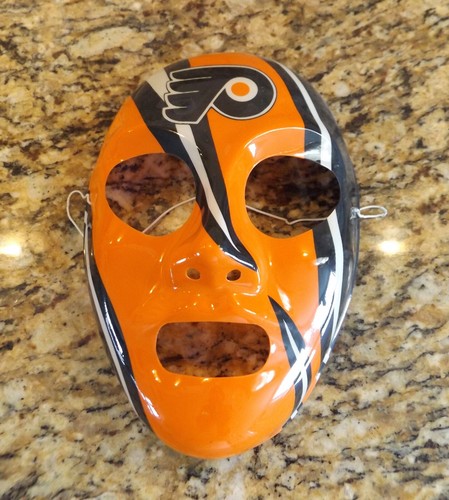 2001 NHL PHILADELPHIA FLYERS HALLOWEEN GIVEAWAY COSTUME MASK ONLY