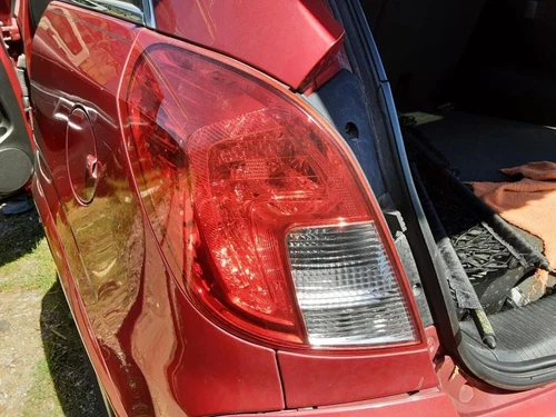 Driver Left Tail Light Fits 13-15 CAPTIVA SPORT 1239775 - Picture 1 of 11