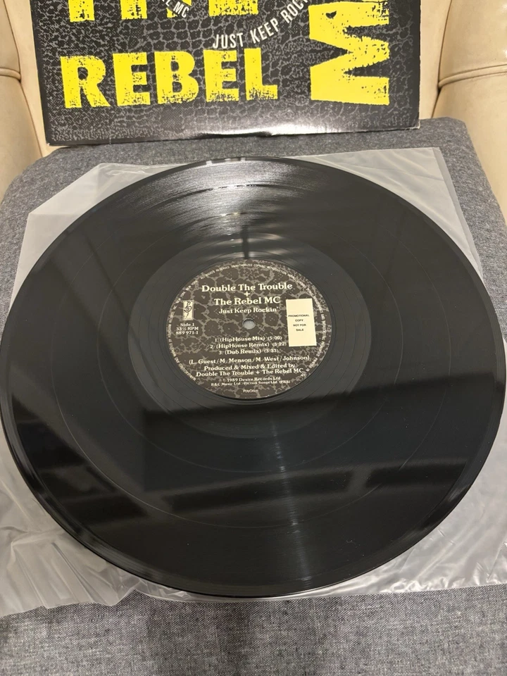 DOUBLE THE TROUBLE THE REBEL MC just keep rockin DESIRE 12" Single 33 RPM Foto 3 de 4