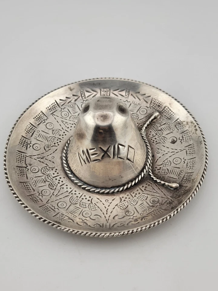 "Sombrero Vintage México Souvenir Plata de Ley 925 4"" con Símbolo MASÓNICO".  Foto 2 de 4