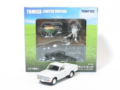 Tomytec Tomica Limited Vintage Datsun Truck 1300 Deluxe LV-195c weiß mit Figur