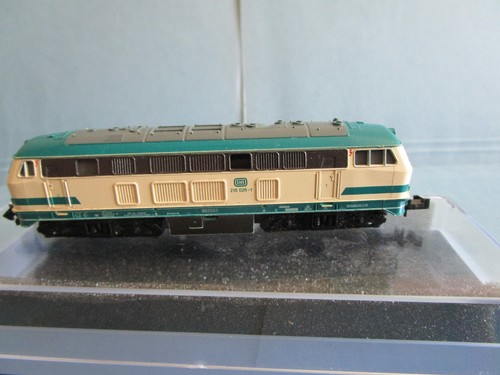 Trix N Nr. 12953 - Diesellok BR 216 028 3 - DB grün/beige | Zustand: Gebraucht