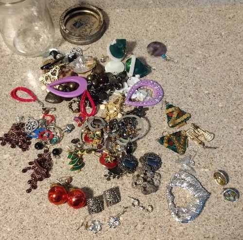 Huge Lot Vintage To Now Untested Earrings - Picture 4 of 4