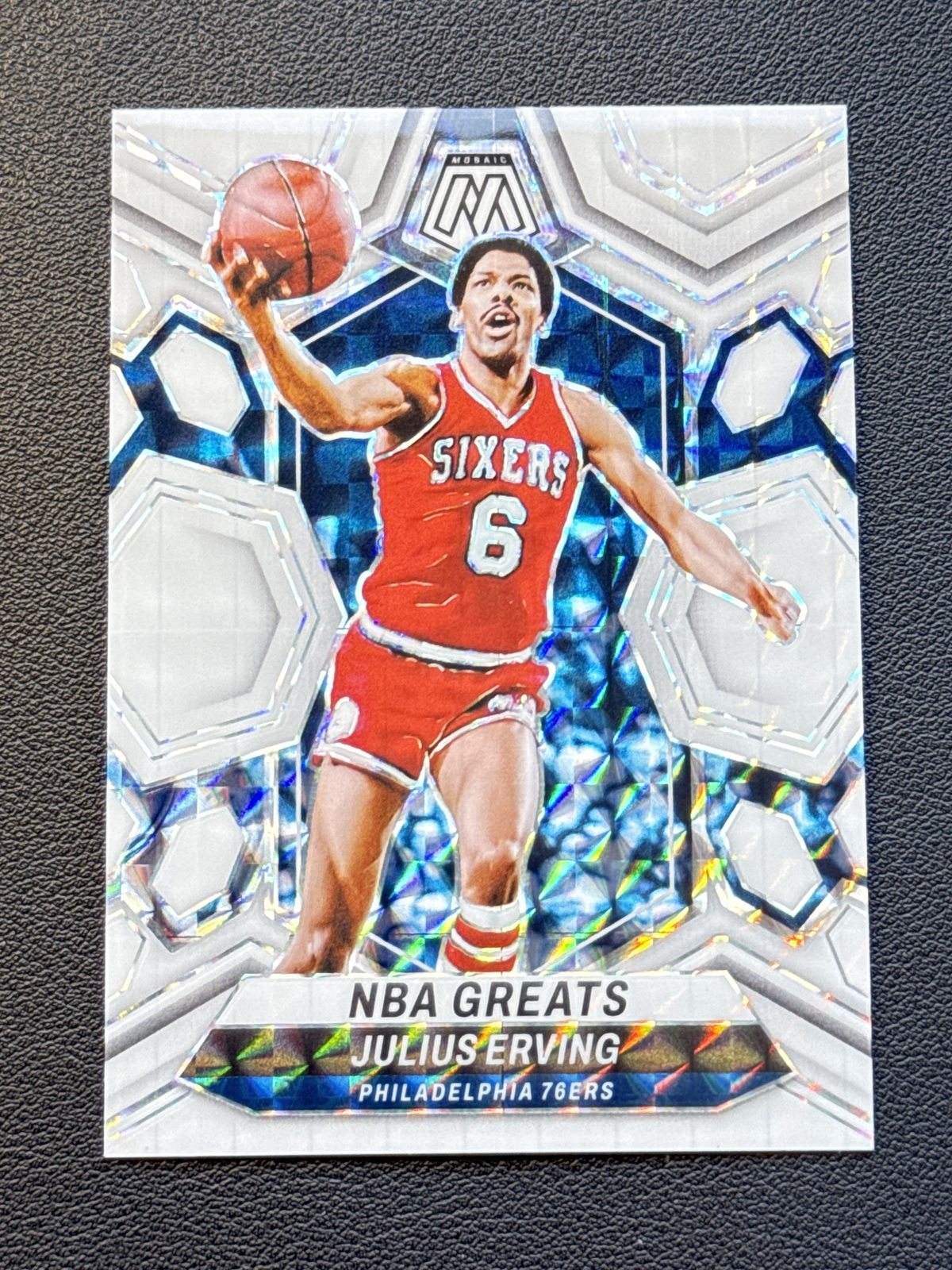 2023-24 Panini Mosaic 12/25 White Prizm NBA Greats Julius Erving #292