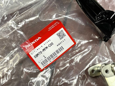 Honda CB400SF Revo NC42 main stand genuine 08M70-MFM-C00 New Japan