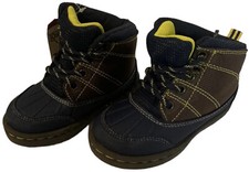 OshKosh Duck Boots Boys Sz 7M Grayson-B Toddler