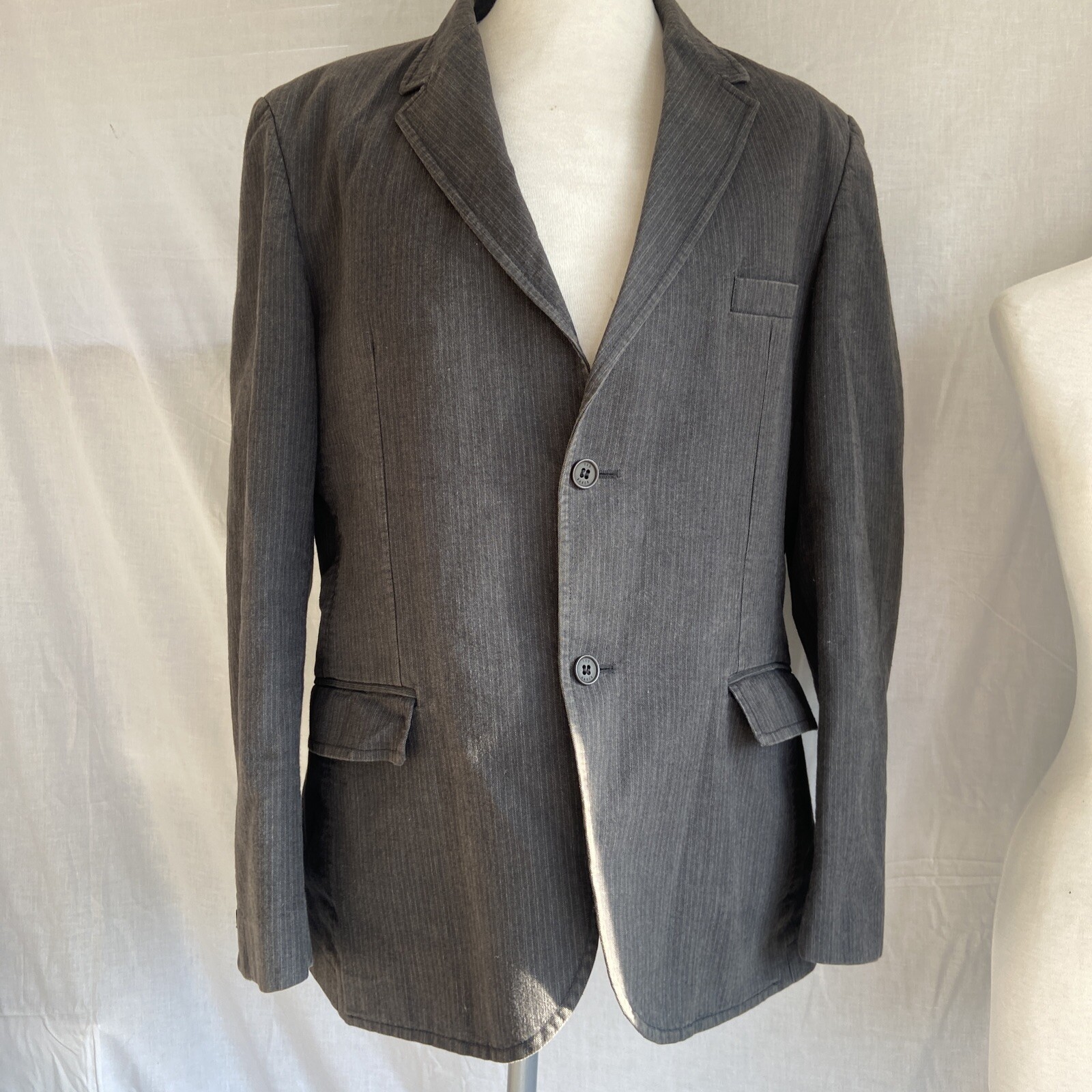 Ted Baker RN95229 CA25459 Grey Pin Stripe Jacket Blazer armpit 60cm Top