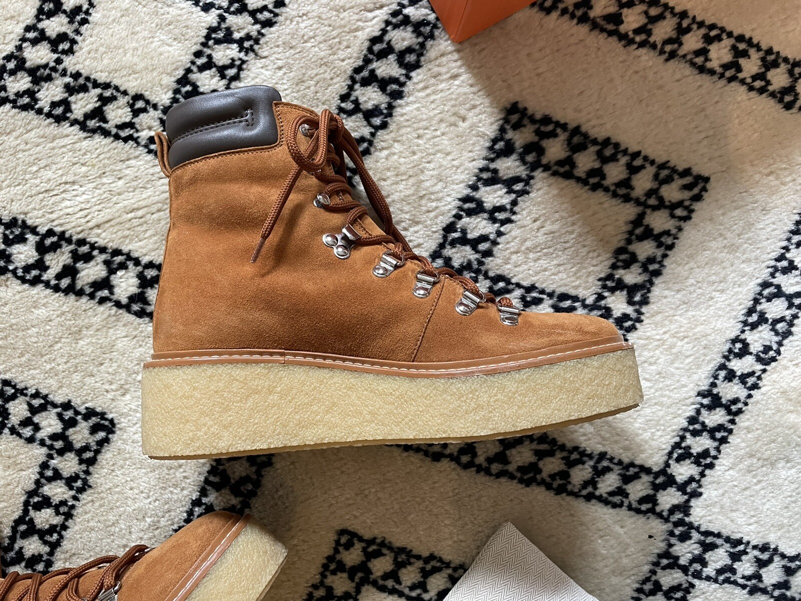 AUTHENTIC Hermes Shearling Lined Woman's Discovery Boot 37.5  SOLD OUT image 5