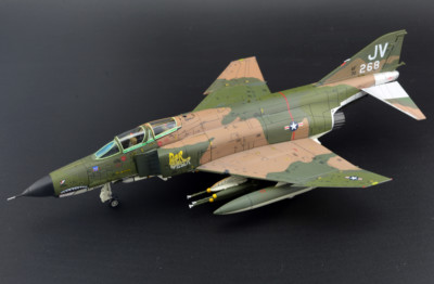 Air Commander AC1008 F-4E USAF Paper Tiger 