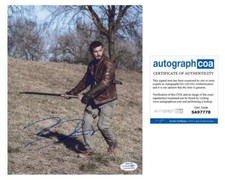 Nico Tortorella "The Walking Dead: World Beyond" SIGNED 'Felix' 8x10 Photo B