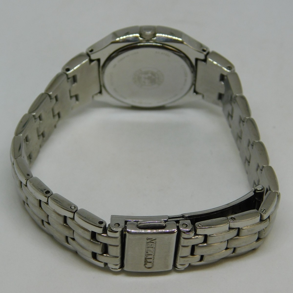CITIZEN Eco-Drive E011-S049601 HST Quartz Women display picture 1