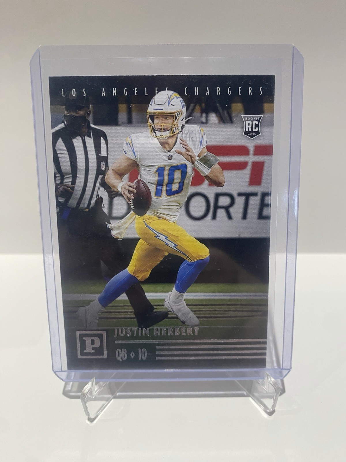 2020 Panini Chronicles Justin Herbert Rookie Card #PA-3 LA Chargers RC