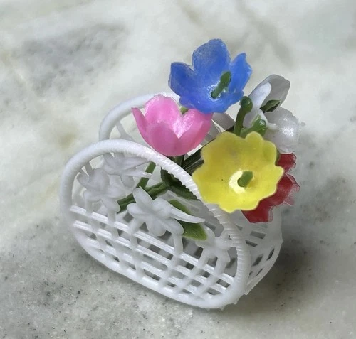 Vintage *Barbie* Accessory: White Basket Purse w/ Bouquet ~Superstar Era~ 80s