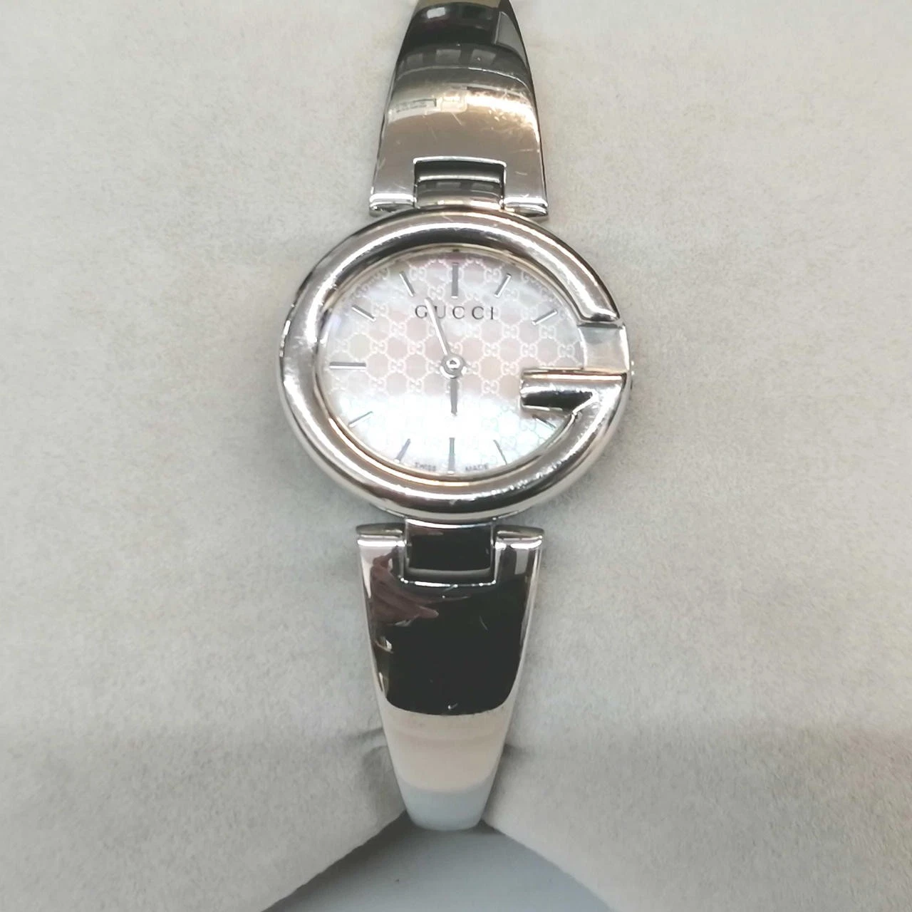 Montre Gucci 134,5 à quartz