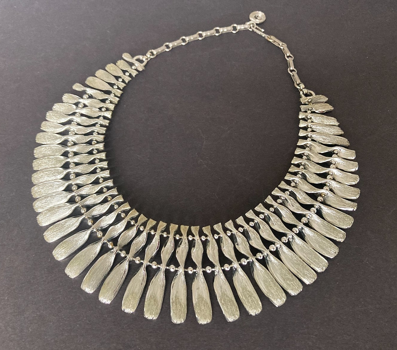 Vintage Signed LISNER Collar Statement NECKLACE B… - image 1