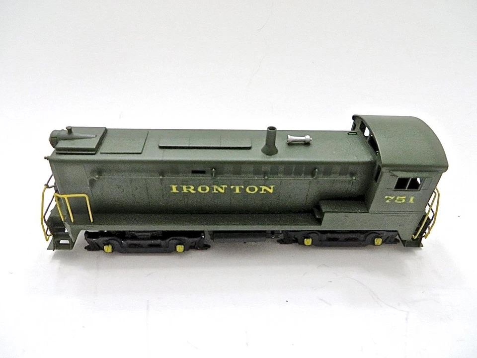 HO Brass Custom Painted IRONTON Baldwin DR-4-4 Diesel Switcher Not Working Boxed - Image 4 of 4
