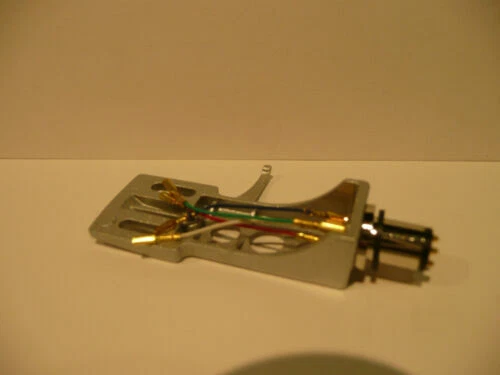 Tourne-disques et platines Akai