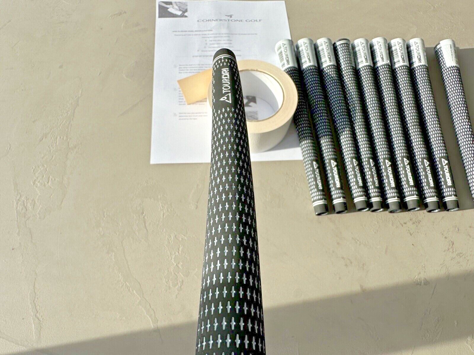 Masters Golf Tour DRI Mid Size Golf Grips x 10 with Tour tape and