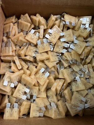 Box of 2000 - Littelfuse AT0 32V Nylon Tin 25A Fuse 15545227