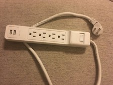 Flat Plug Extension Cord 2 USB  4 Outlet Extender Surge Protector Power Strip